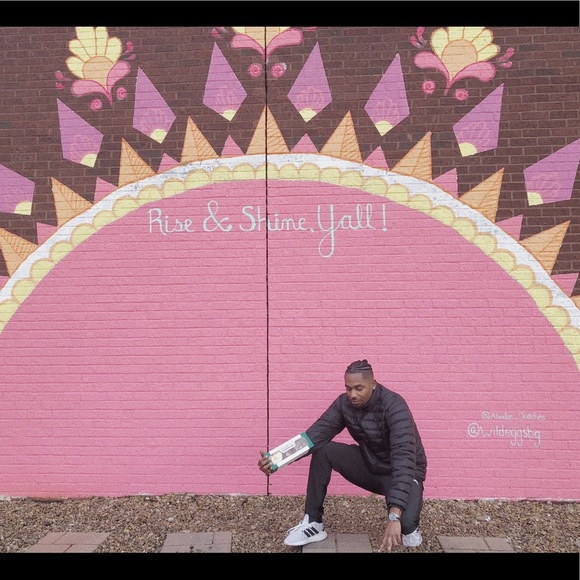 Women’s & Men’s aunthinic inexpensive clothing! - Picture 5 of 7